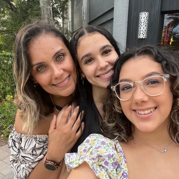 Meet your Posher, Yahaira - Picture 8 of 8